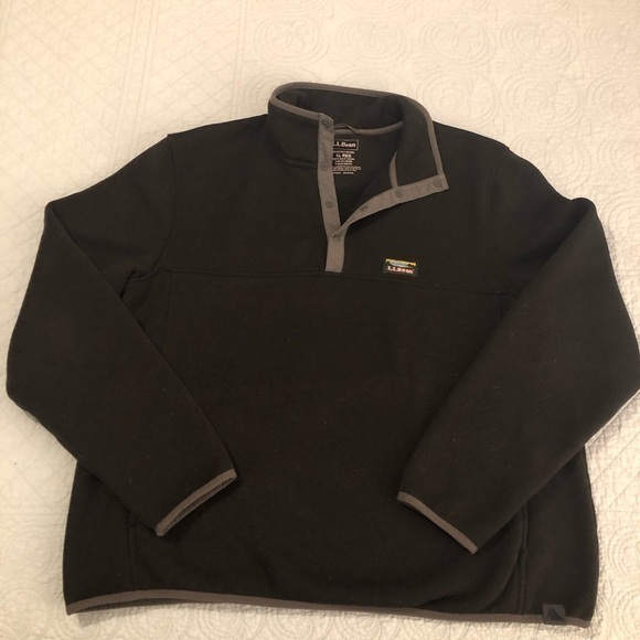 LL Bean 1/4 snap sweater fleece. Size XL. - Picture 1 of 10